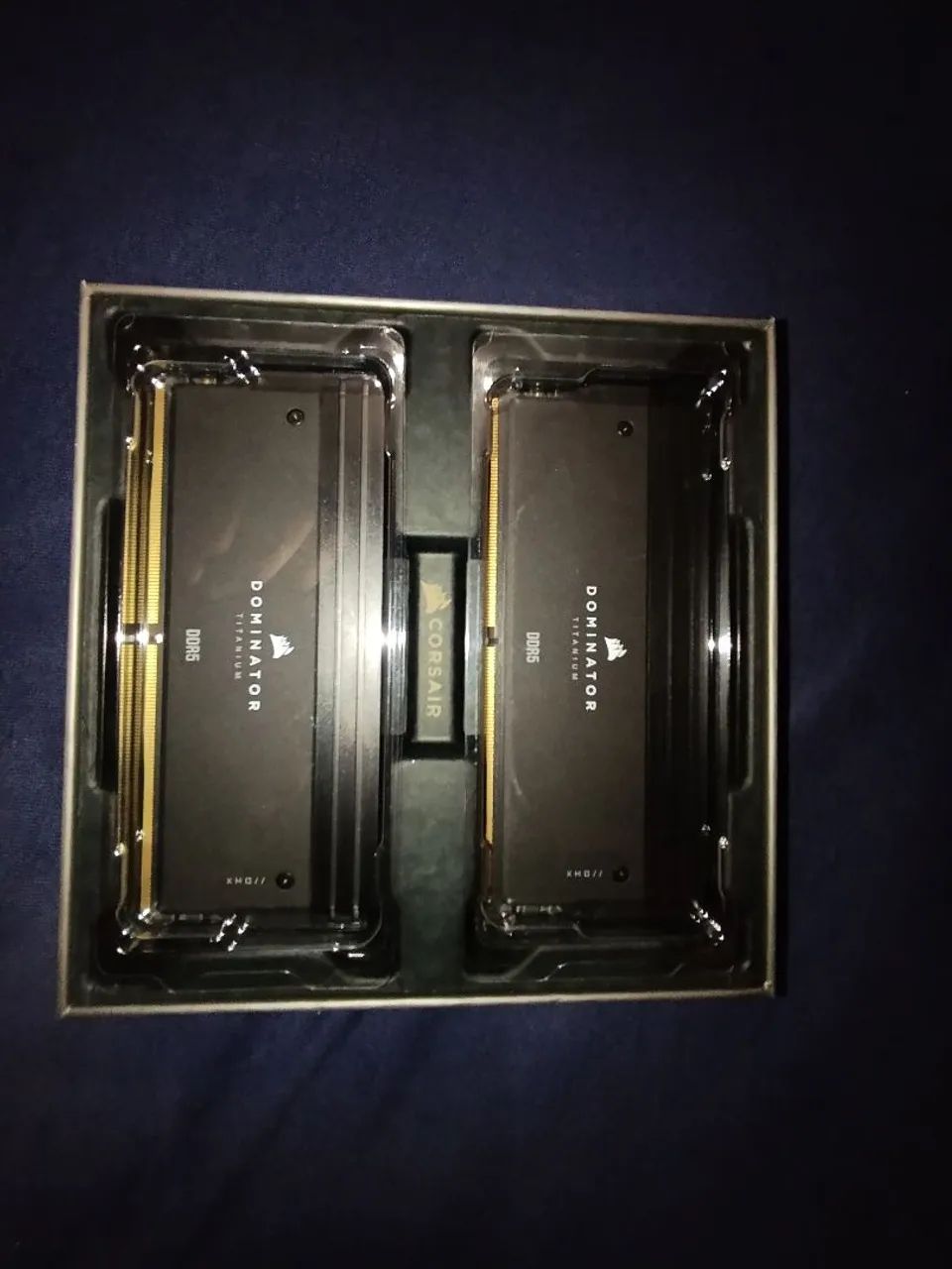 Memória RAM Corsair dominator Titanium 2x16 7200 MTS / CL 34 - Foto 2