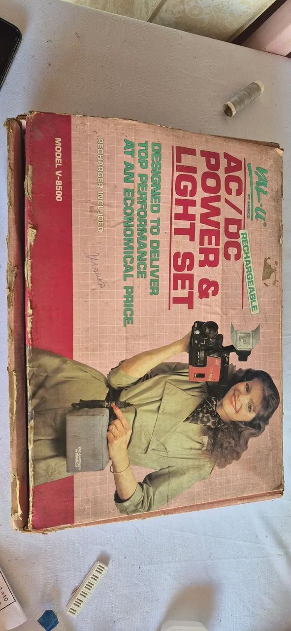 Câmera e Luz Val-U AC/DC Power & Light Set nao sei se funciona