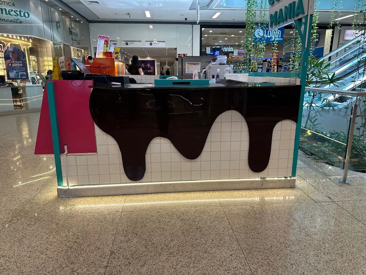 OPORTUNIDADE - Estrutura quiosque completa com vitrines para Comércio 9m2  - Foto 3