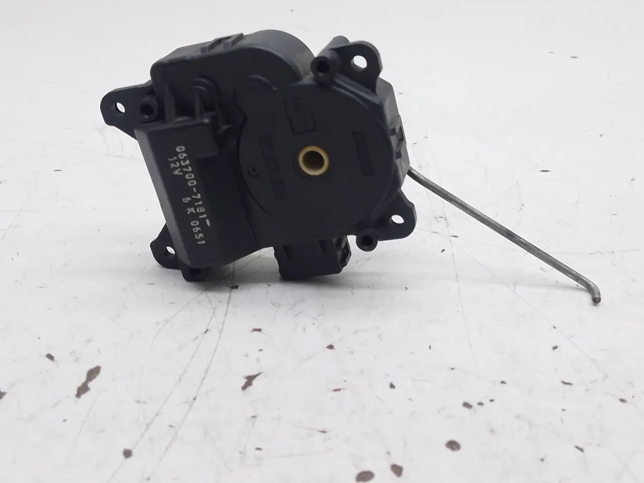 Motor Atuador Caixa Ar Gm Tracker 2.0 2008 2009 0637007181 - Foto 2