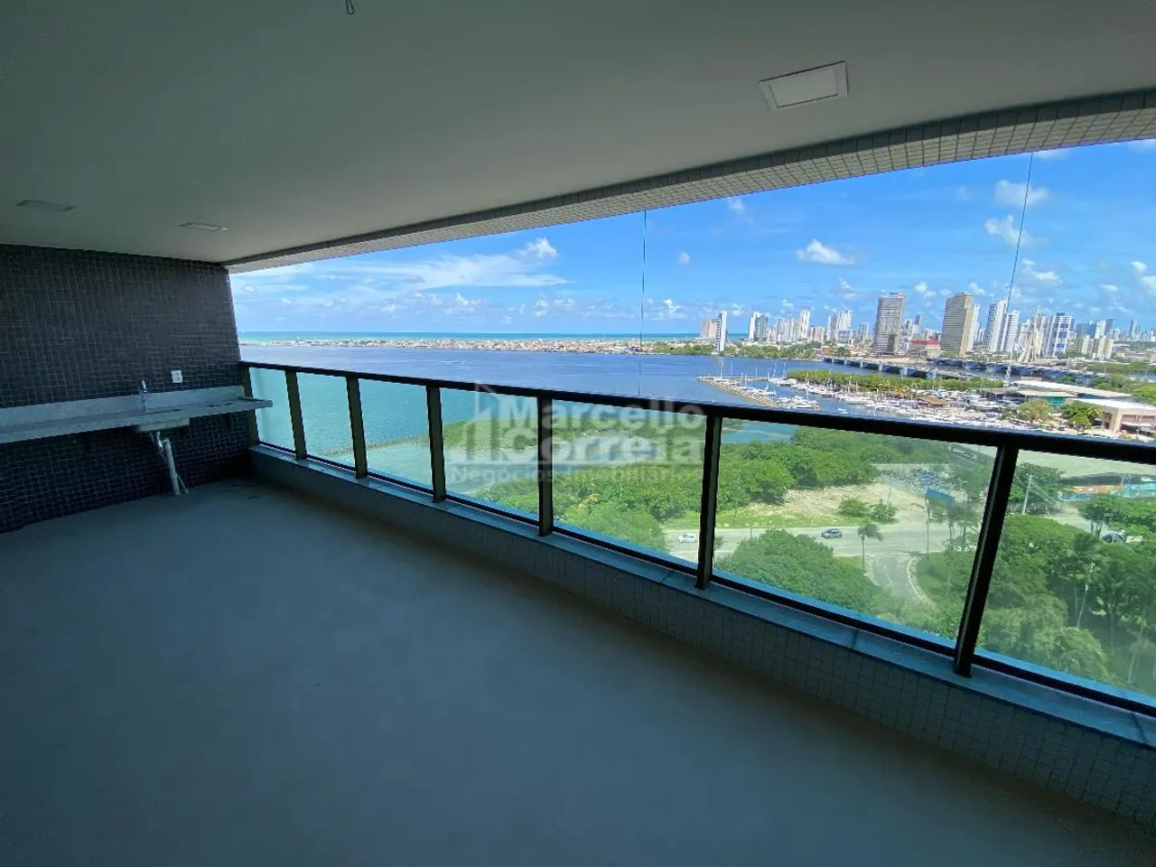 Apartamento de 119m² no Edf Mirante do cais no Bairro de São josé