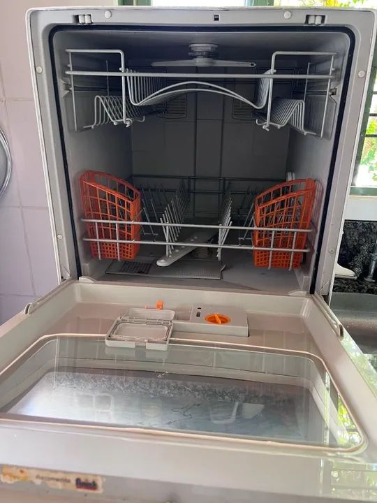 Lava louça Brastemp 8 serviços em perfeito estado - Foto 2