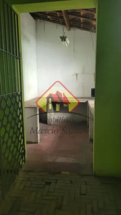 Sobrado no Centrão de Taubaté - Ponto comercial + Residência na parte de Cima - à Venda!! - Foto 8