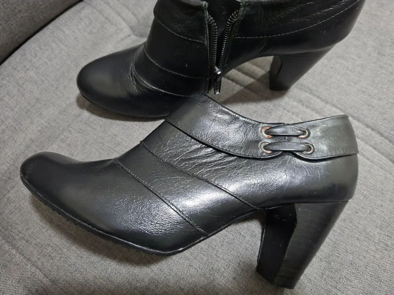 Bota de couro65562803545857120