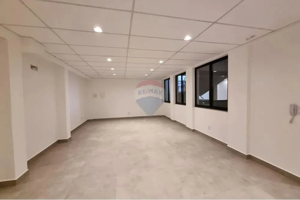 Sala comercial para locação com vista para o Lago do Taboão Bragança Paulista-SP