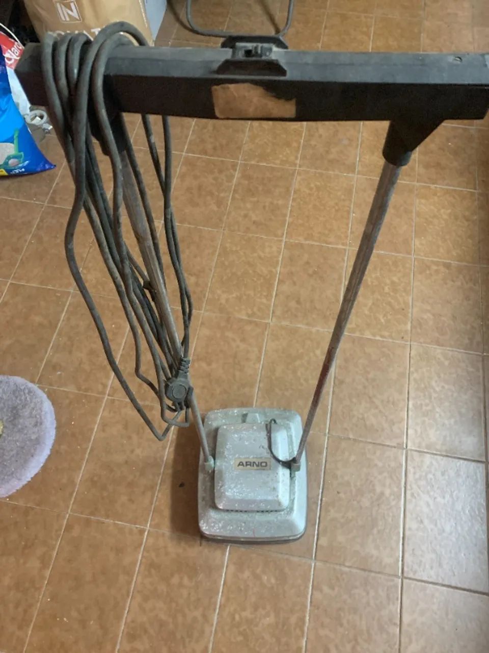 ARNO Enceradeira Vintage - Mais de 20 anos de história!