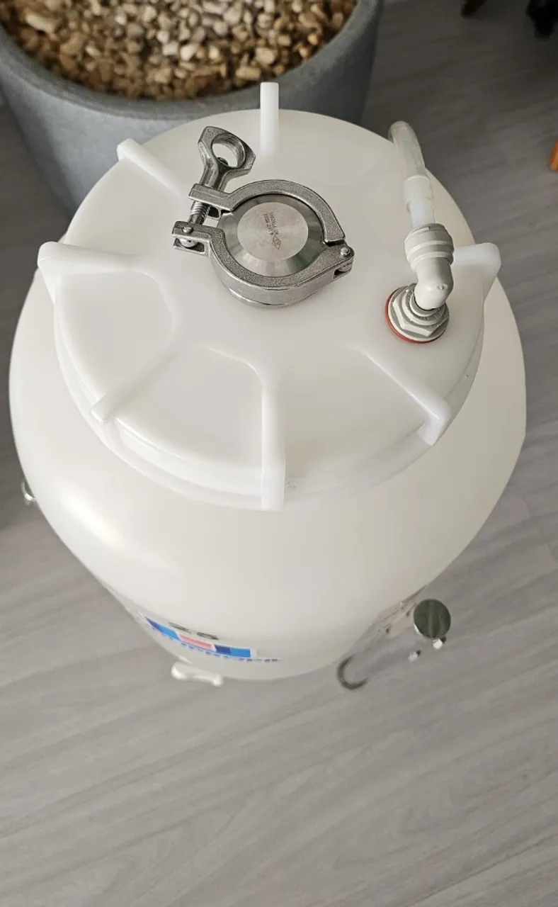 Fermentador Rotomoldado Indupropil 20 Litros Úteis (Usado)