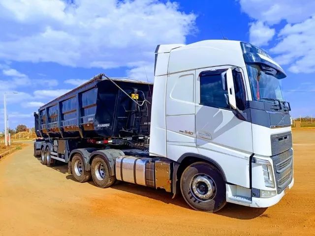 Volvo FH 540 6X4 + Rodocaçamba Randon 2020 Engatada. - Foto 3