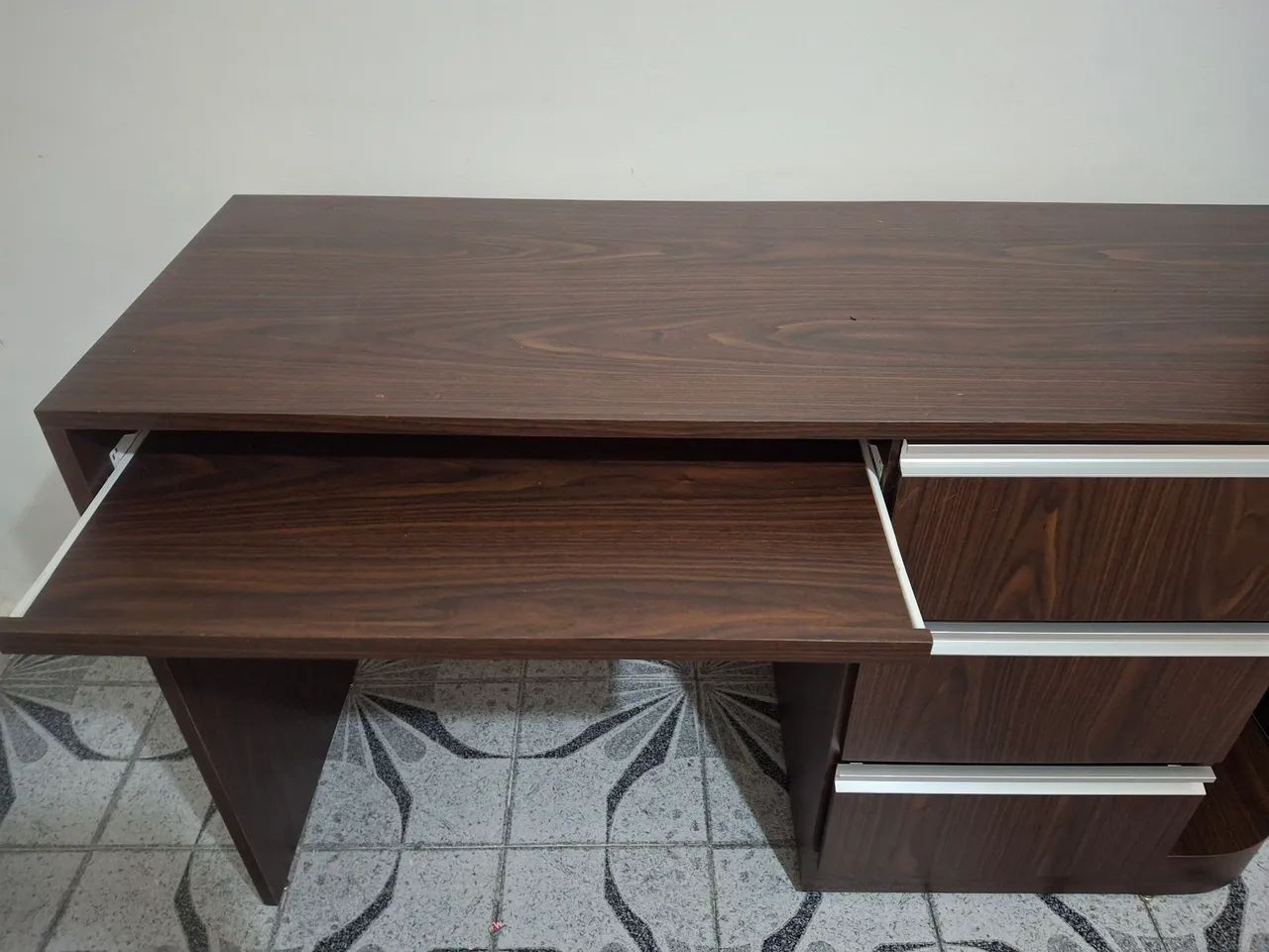 Mesa de escritório de madeira  - Foto 3