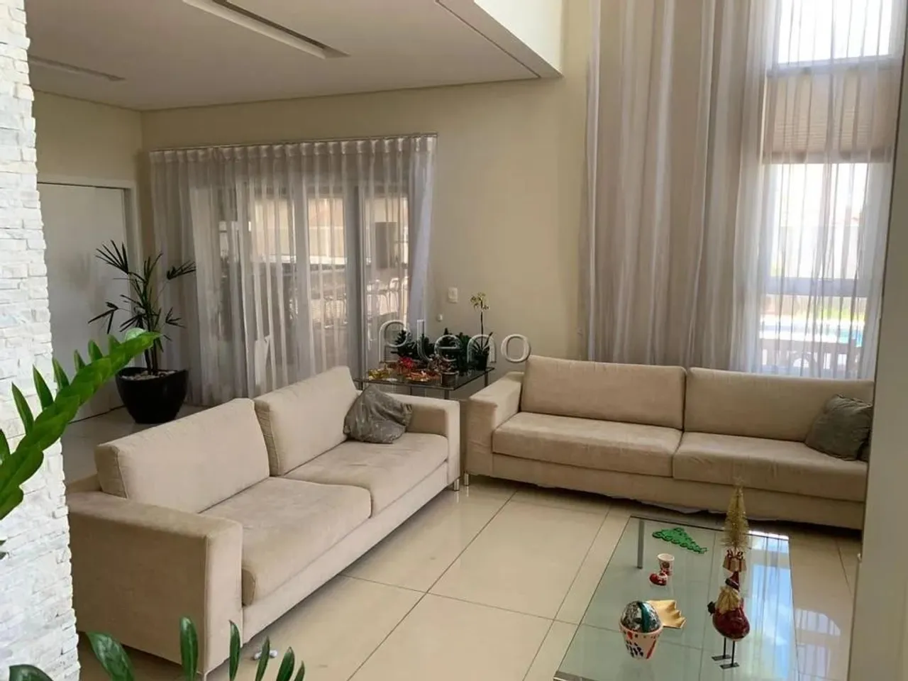 Sobrado à venda em Campinas, Residencial Parque das Araucárias, com 4 suítes, com 525 m²