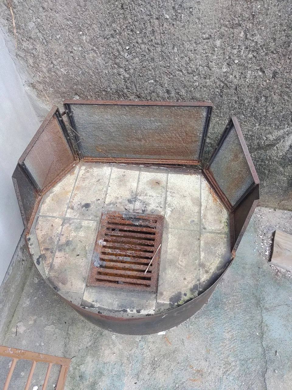 Base de Lareira de metal.