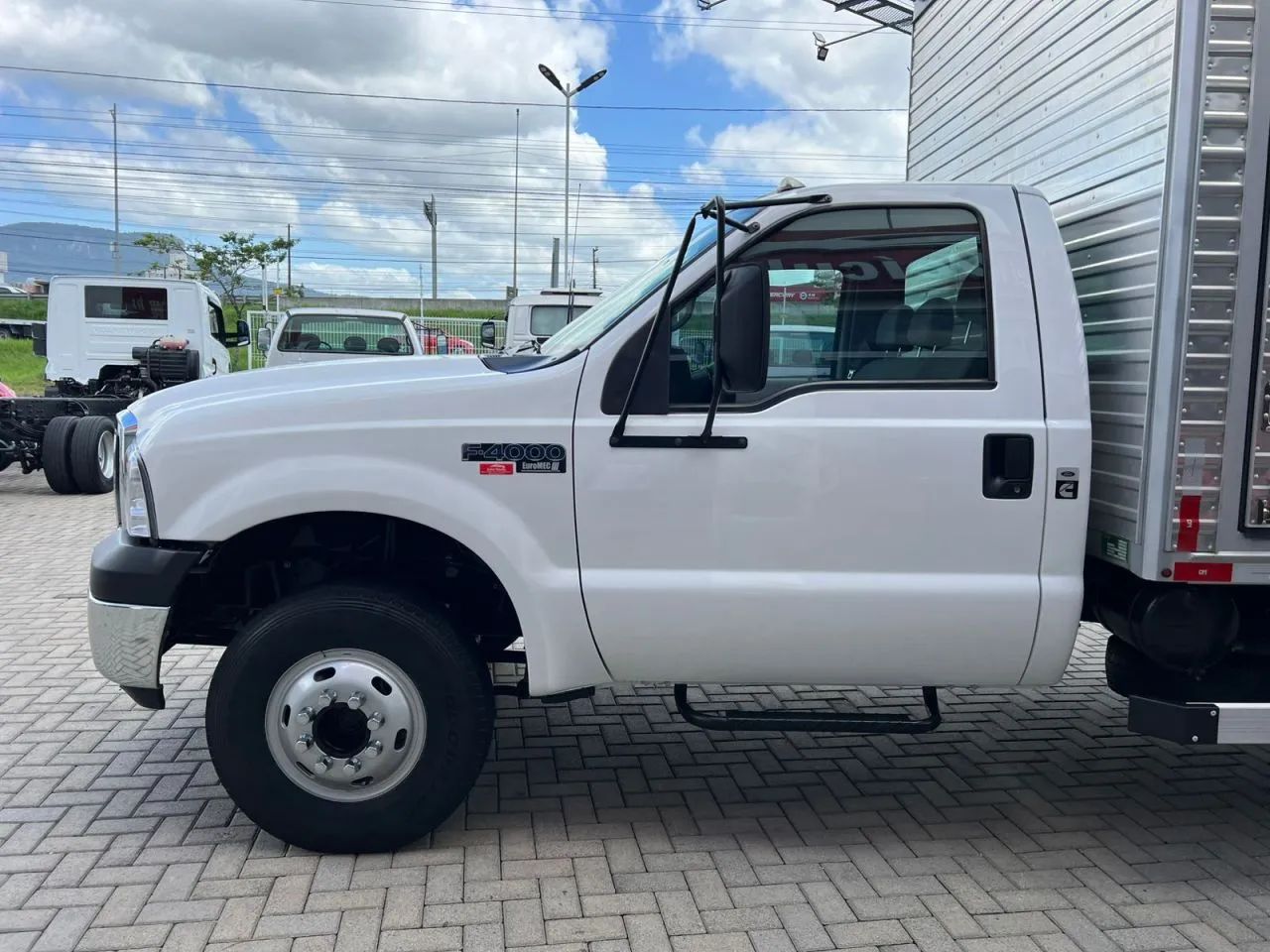 Ford F-4000 4x2 Completa Turbo Diesel Com Baú 2011 - Foto 4