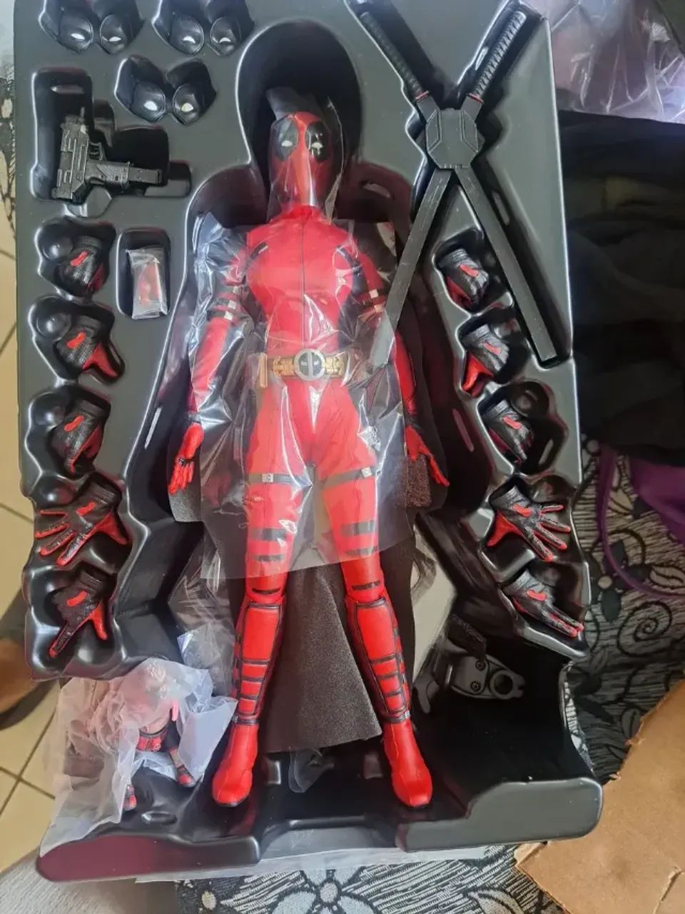 Hot Toys-ladypool Deadpool E Wolverine 3 - Foto 3