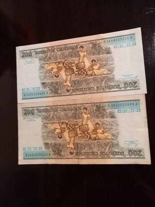 2 Cédulas de 200 Cruzeiros - Foto 2