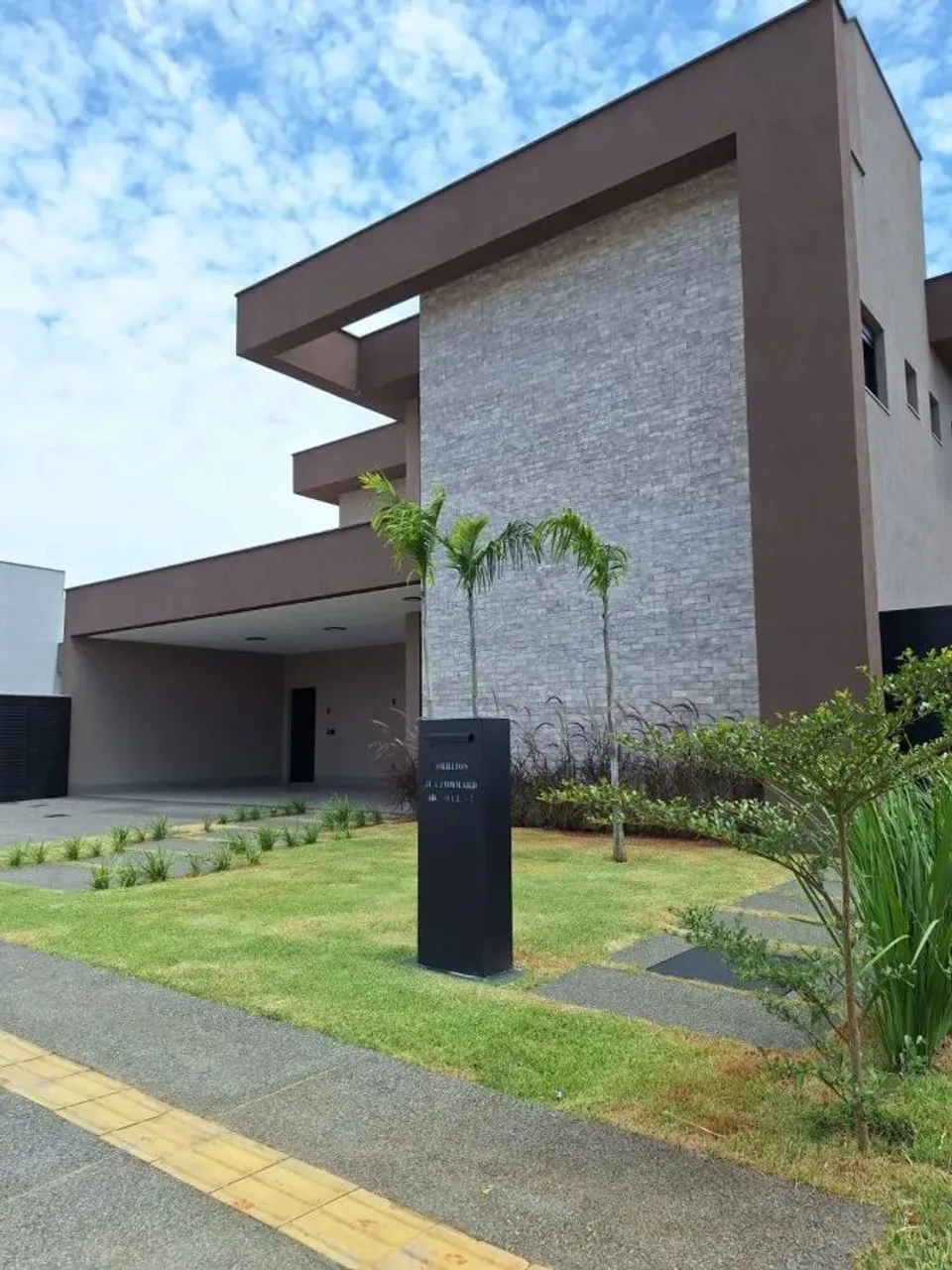 Casa em Condomínio para Venda em Goiânia, Jardins França, 4 dormitórios, 4 suítes, 1 banhe