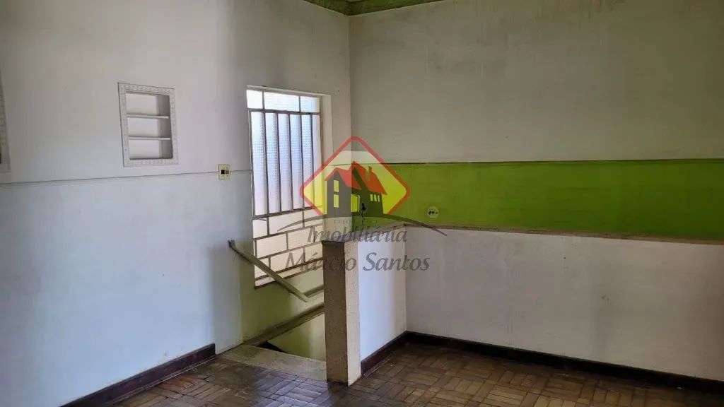 Sobrado no Centrão de Taubaté - Ponto comercial + Residência na parte de Cima - à Venda!! - Foto 12