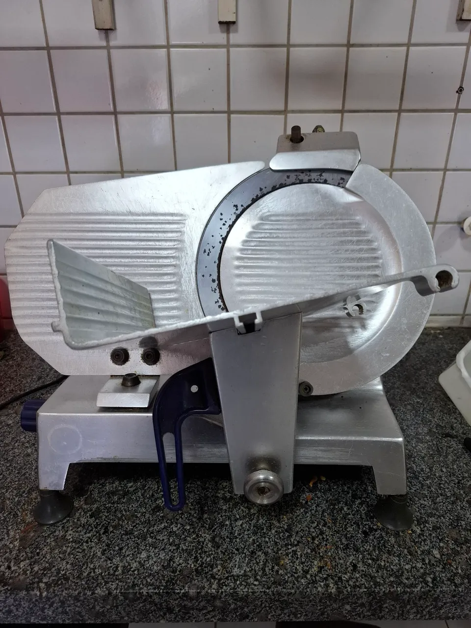 Máquina de Cortar Frios Industrial