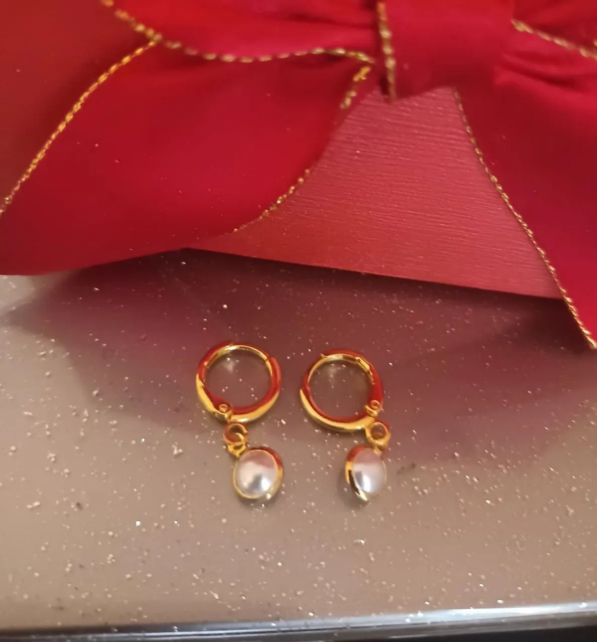Lindos Brincos de Argola com Pérola. Promoção !