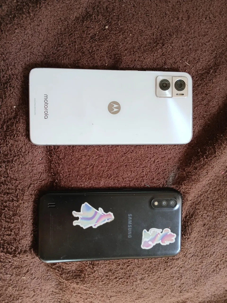 Vendo pra tirar peças não sei qual é o modelo não está ligando!