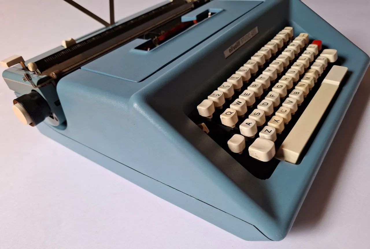 Máquina de Escrever Olivetti Studio 4665193076756098121