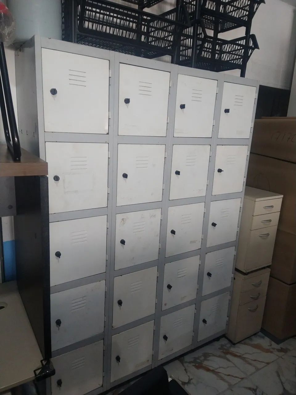 Armário de Aço com 20 portas Usado  - Foto 4