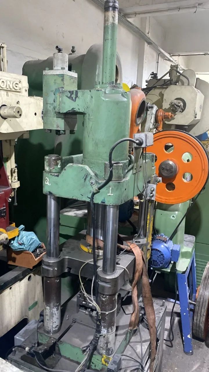 Prensa Hidráulica Tipo H de 4 Colunas 40 ton - Foto 2