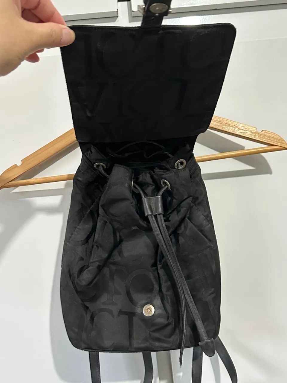 Mochila Victor Hugo Preta  - Foto 2