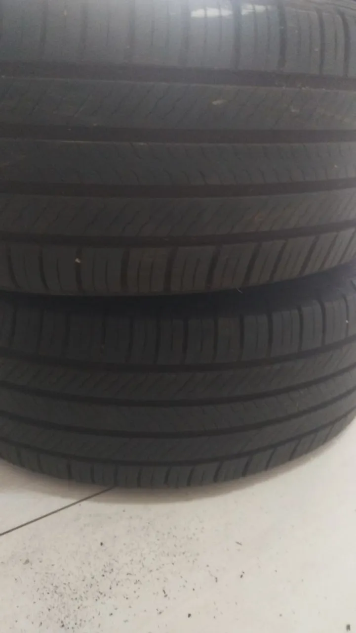 Pneus Usados para Carros - Ótimo Estado