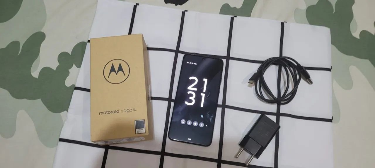 Celular moto edge 30 neo 256GB 8RAM 5G - Foto 3
