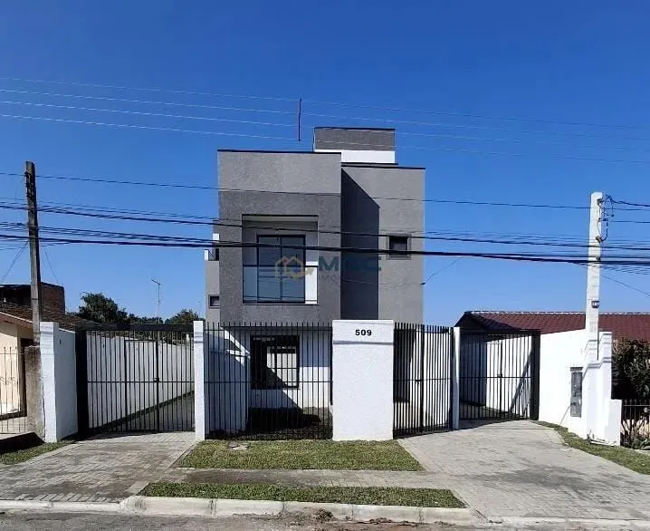 Sobrado à venda no bairro Xaxim - Curitiba/PR