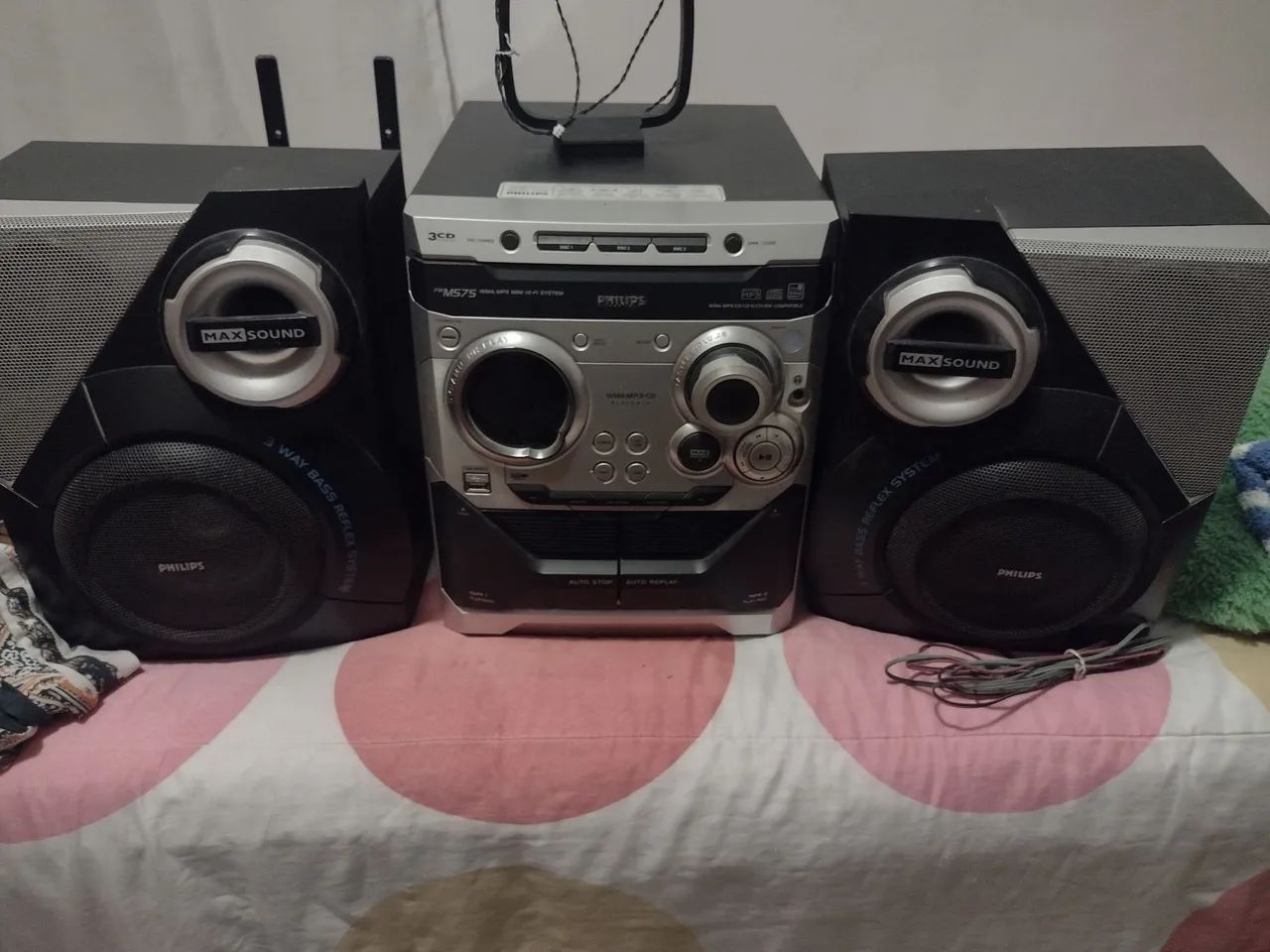 Som Philips 3CD com 3 vias e Max Sound