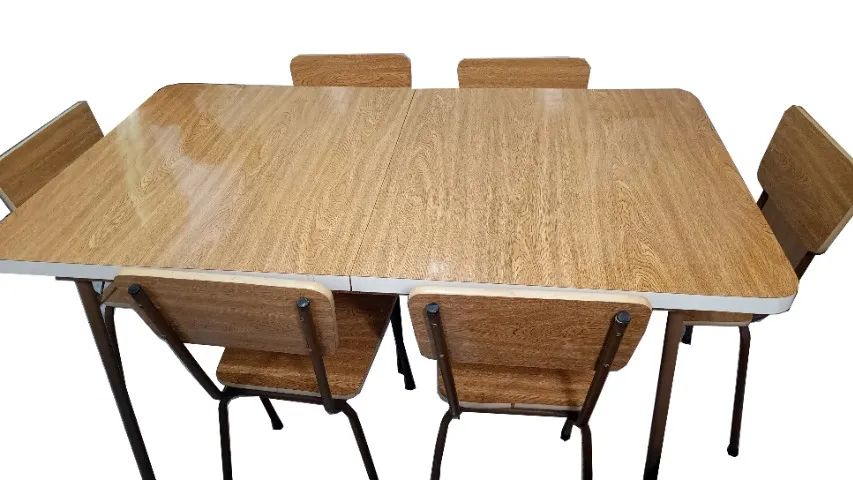 Mesa de jantar com 6 cadeiras - mesa extensivel p/ 8 lugares - RETIRADA EM CASCADURA