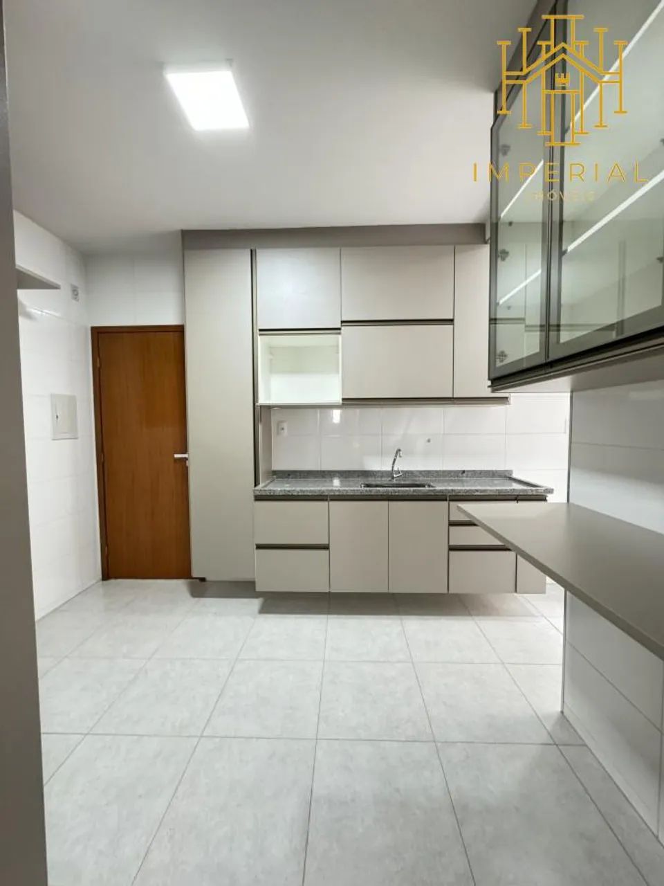 Apartamento para Venda em Juiz de Fora, Granbery, 3 dormitórios, 1 suíte, 2 banheiros, 1 v