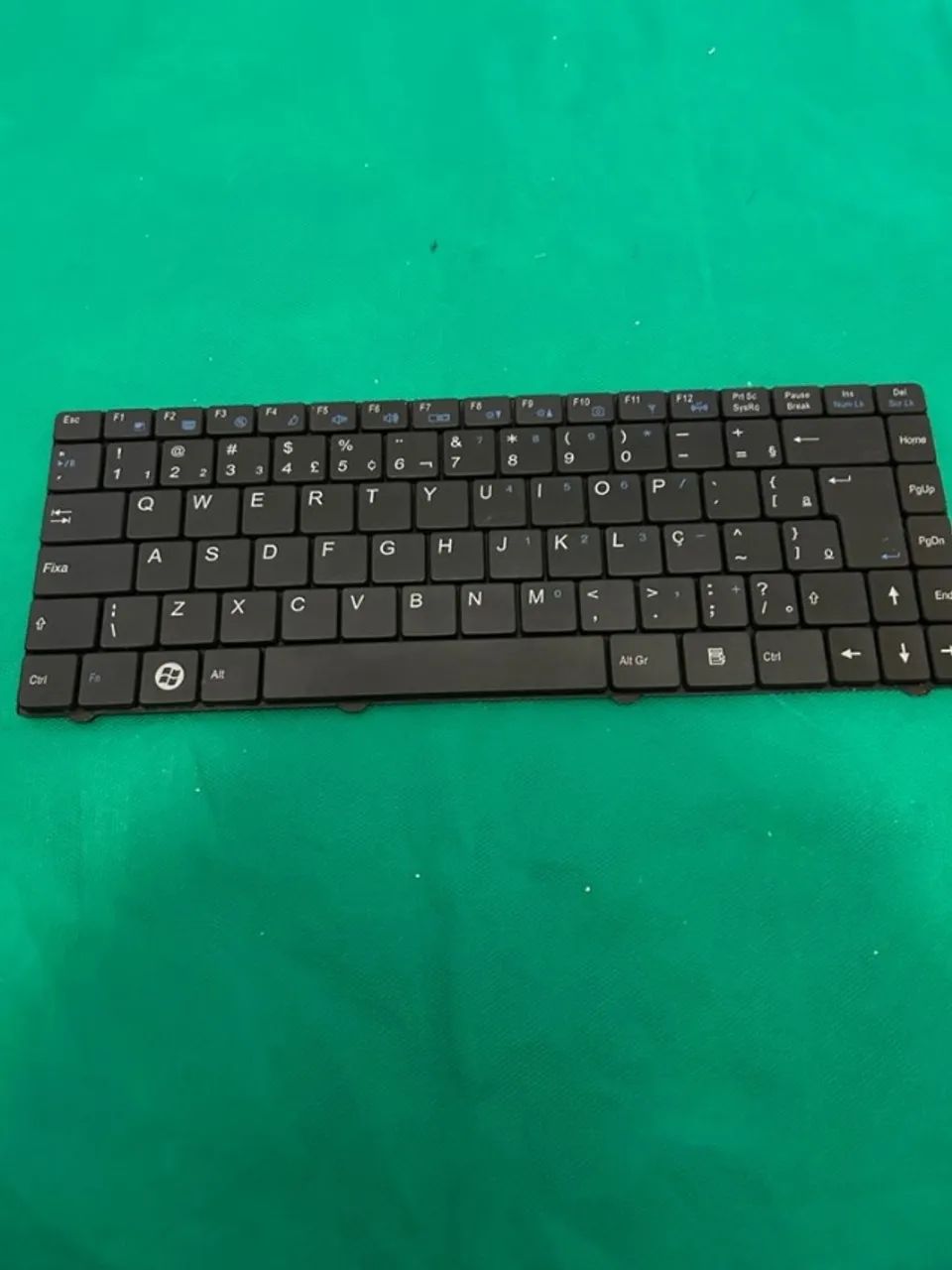 Teclado para notebook h-buster-mod 1403/200-conservado