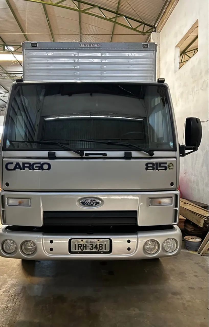 Caminhão Ford cargo 815   Baú  2011 - Foto 3