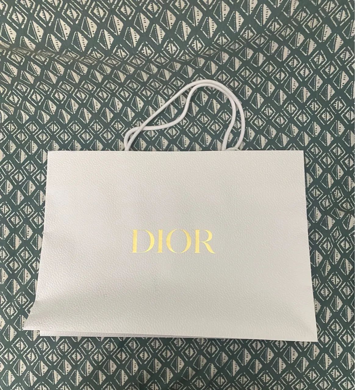 Sacola DIOR com pingente  - Foto 5