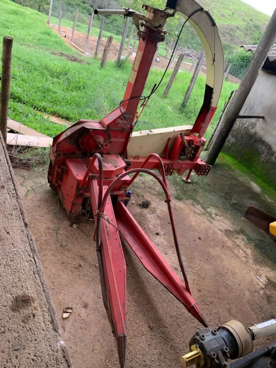 Triturador de Forragem Usado - Excelente Estado - Foto 3