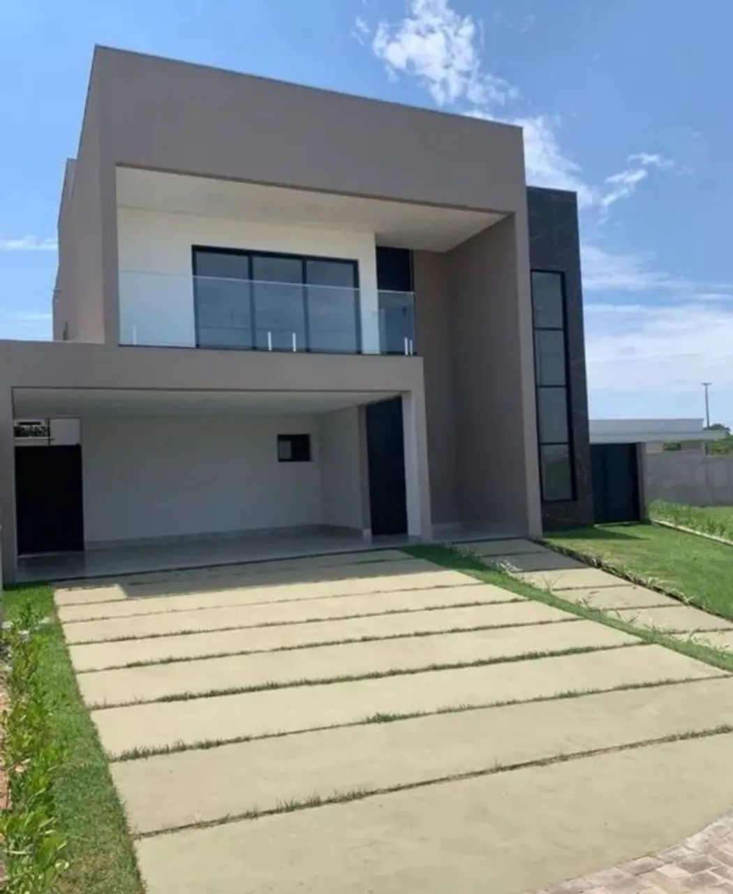 Sobrado condomínio florais do Valle aceito apartamento 