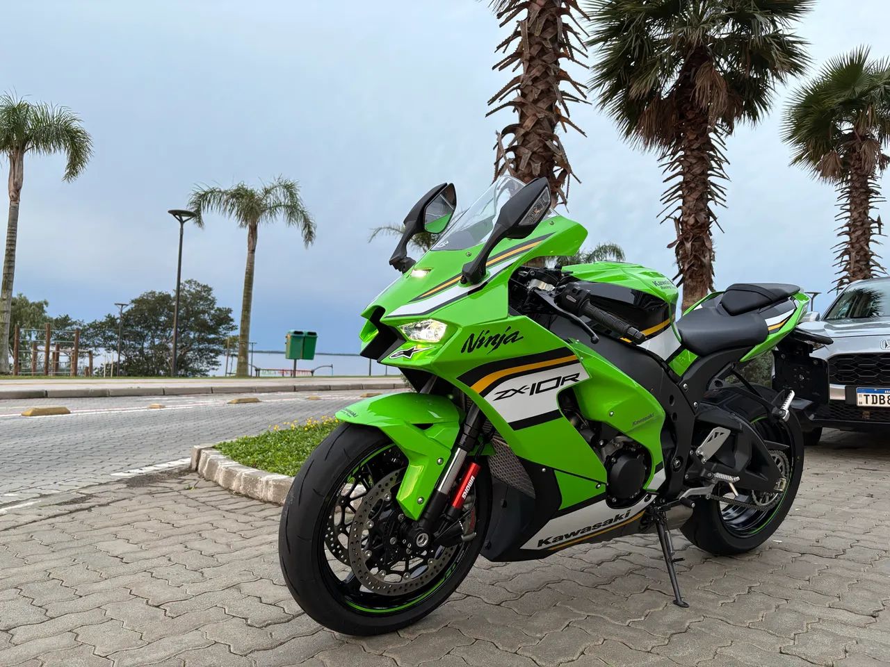 Kawasaki Zx-10/ Zx-10r 1000cc 2025 - 1442332756 | OLX