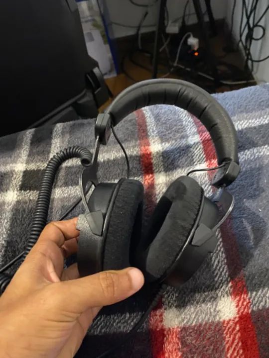 Fone Beyerdynamic DT 990 Pro Black (Special Edition) - Foto 4