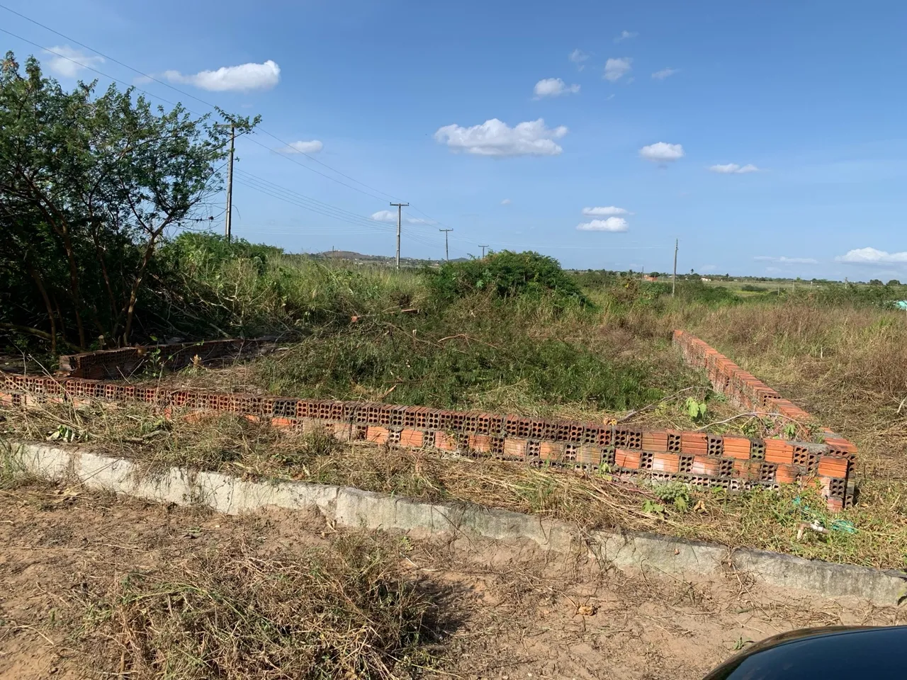 Lote em Craíbas, centro. 8x25
