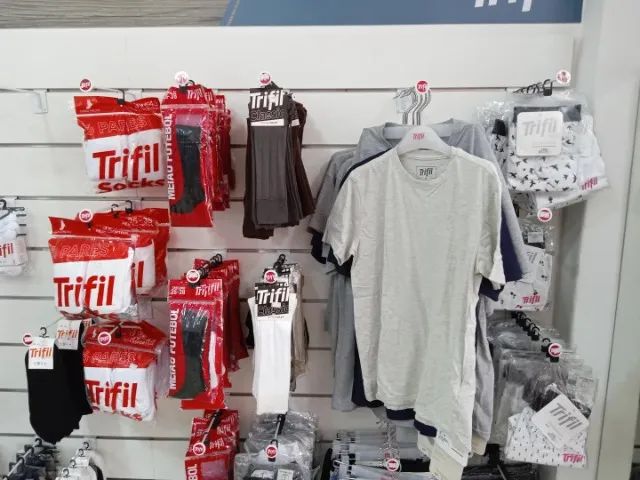 Painel expositor em Madeira Branco 75 cm x 120 cm x 3 cm