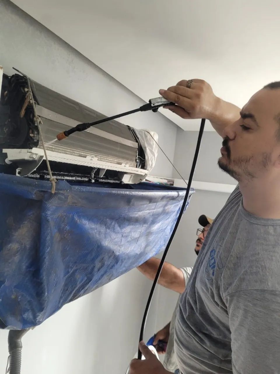 iNSTALAÇÃO, MANUTENÇÃO E CONSERTO DE AR-CONDICIONADO E GELADEIRAS | 6GR REFRIGERAÇÃO - Foto 3