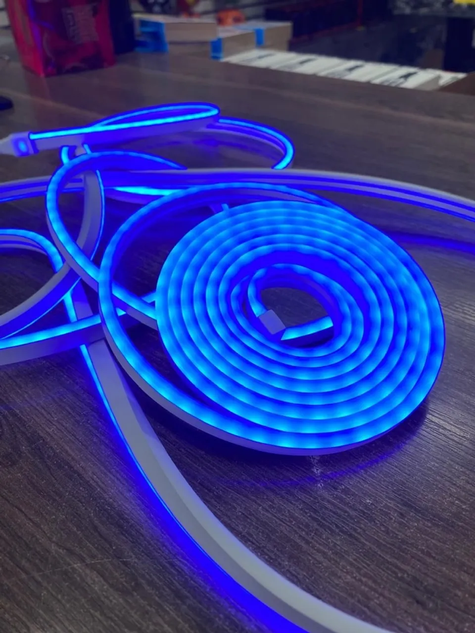 Fita de LED Azul Laranja ou Branco Flexível - Decore com Estilo!