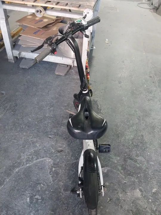 Bicicleta Elétrica Dobrável - Foto 4