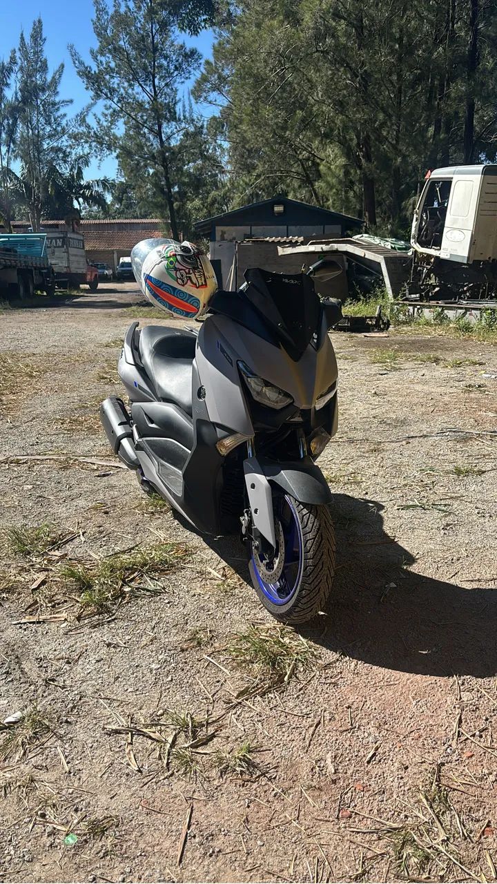 XMAX 250