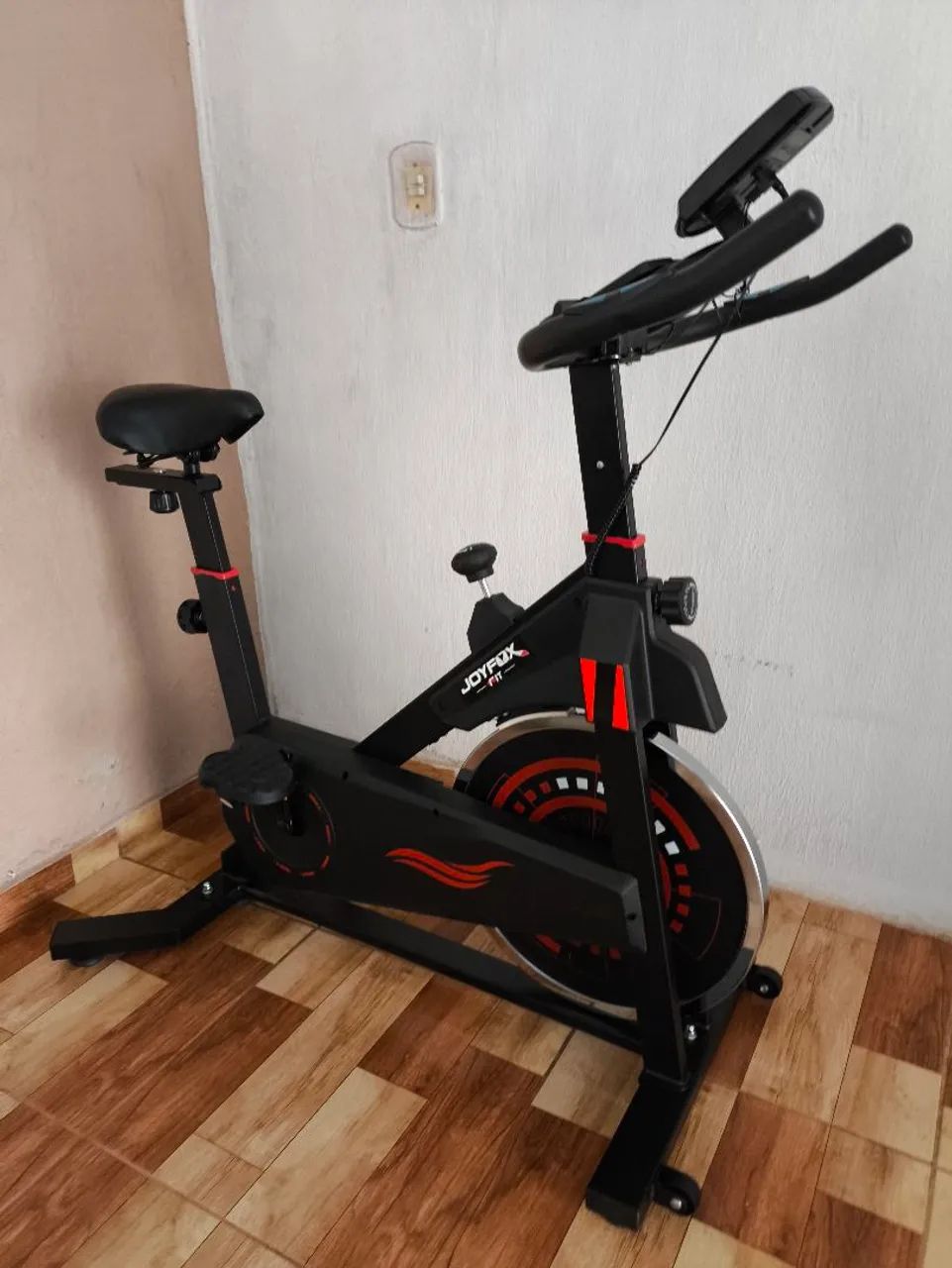 Bicicleta ergométrica nova 