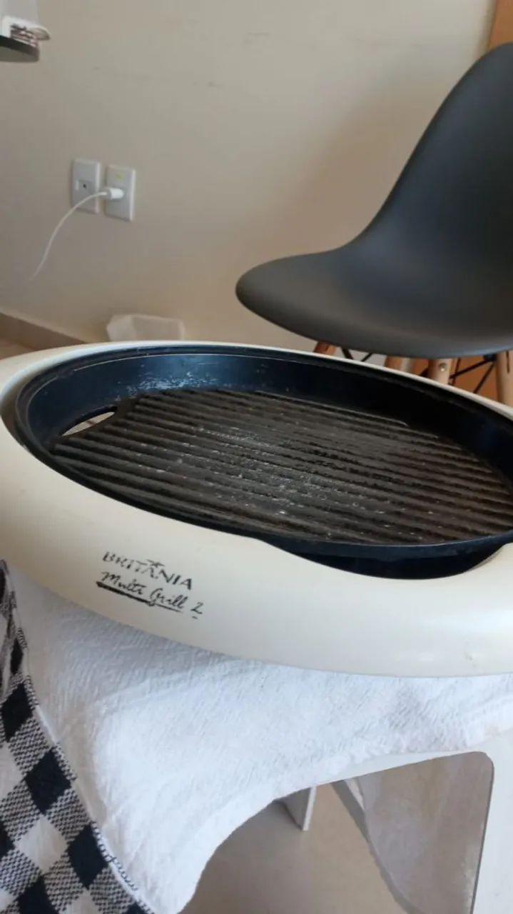 GRILL EM ÓTIMO ESTADO  - Foto 3