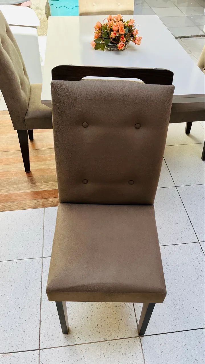 MESA COM 4 CADEIRAS - Foto 3