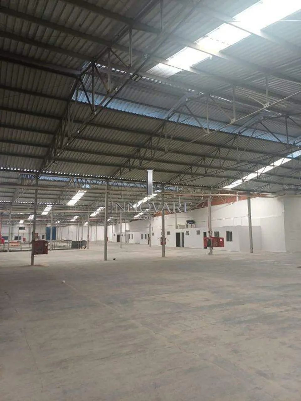 Galpão com para aluguel, 1.600m² - Juliana - Belo Horizonte